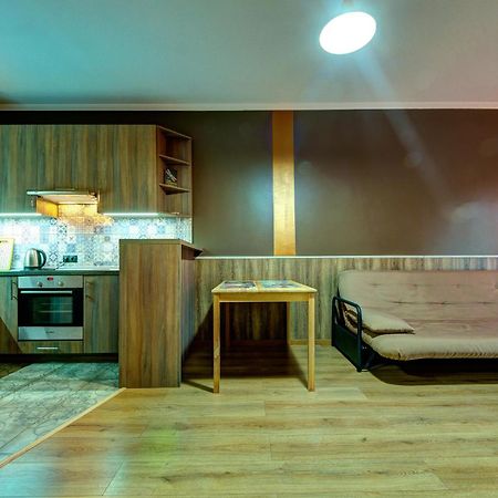 Апартаменти 2-Кімнатні Поруч З Національним Цирком України Kiev Extérieur photo